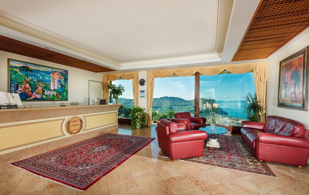 Residence Madrigale Marciaga Kültér fotó